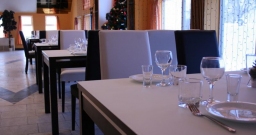 Основной зал ресторана — фото 6