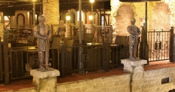 Основной зал — интерьер зала