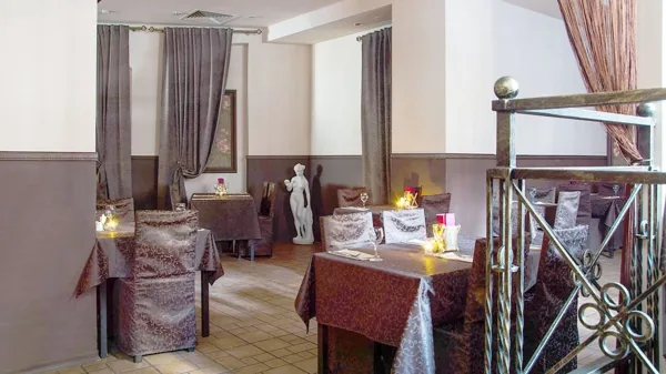 Основной зал 1