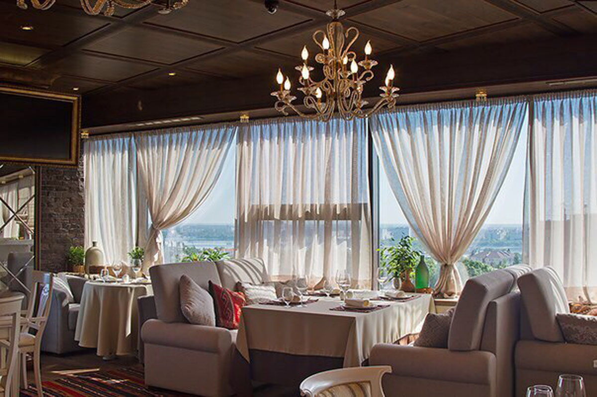 Основной зал