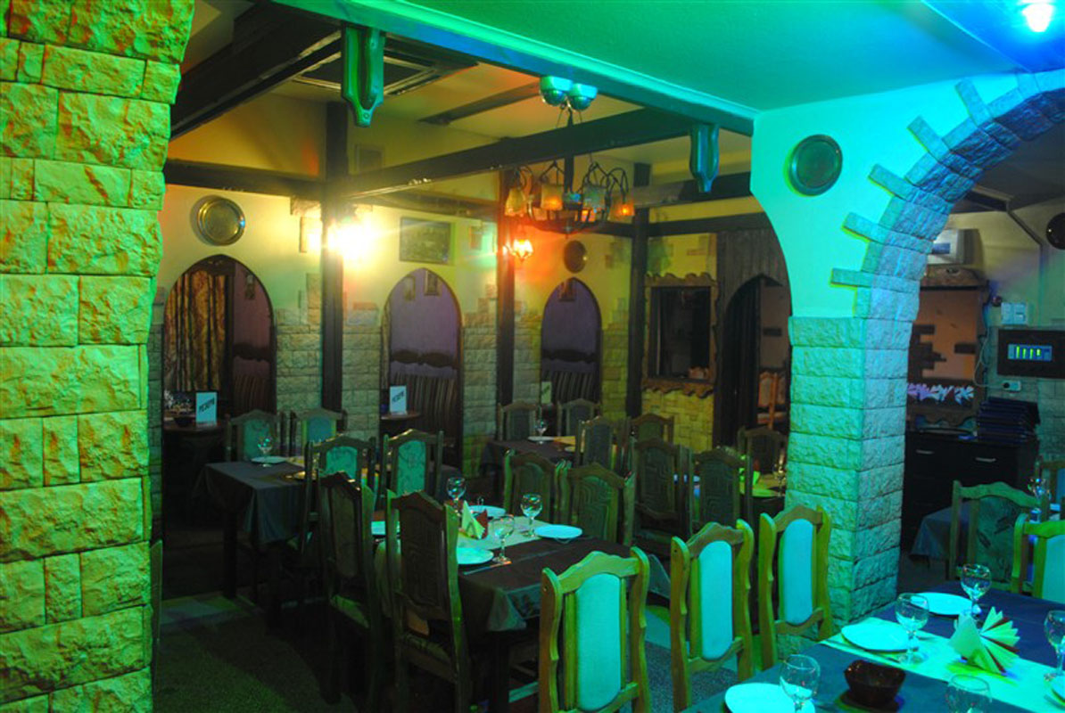 Основной зал — Кафе Аль-Шам