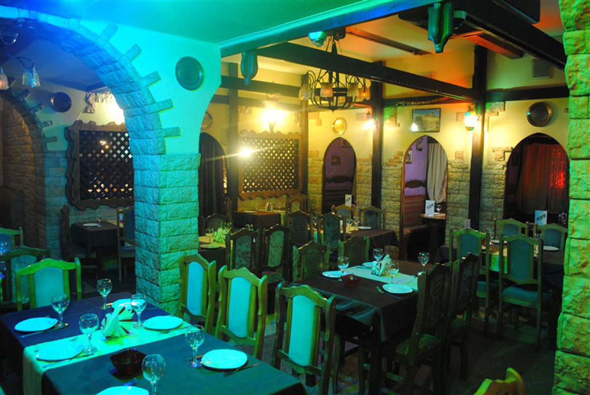 Основной зал — Кафе Аль-Шам