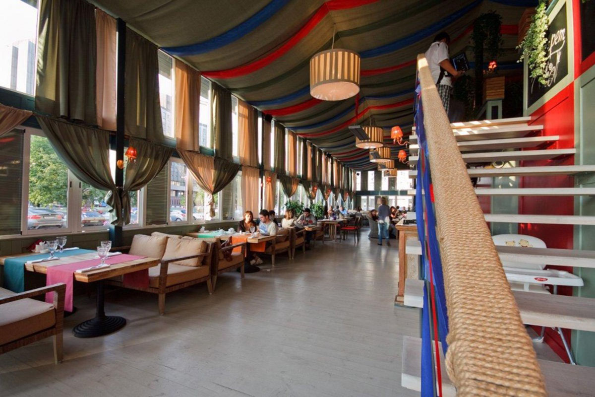 Зал ресторана — фото 4