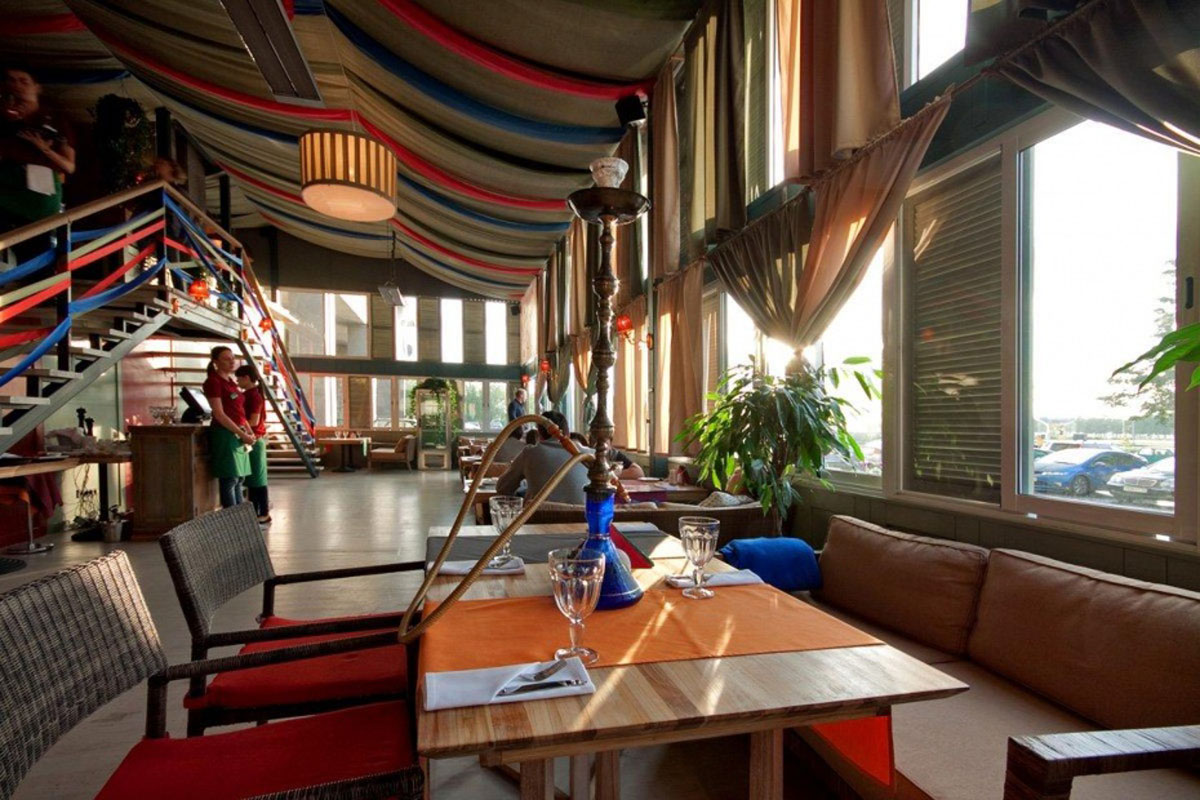 Зал ресторана — фото 8