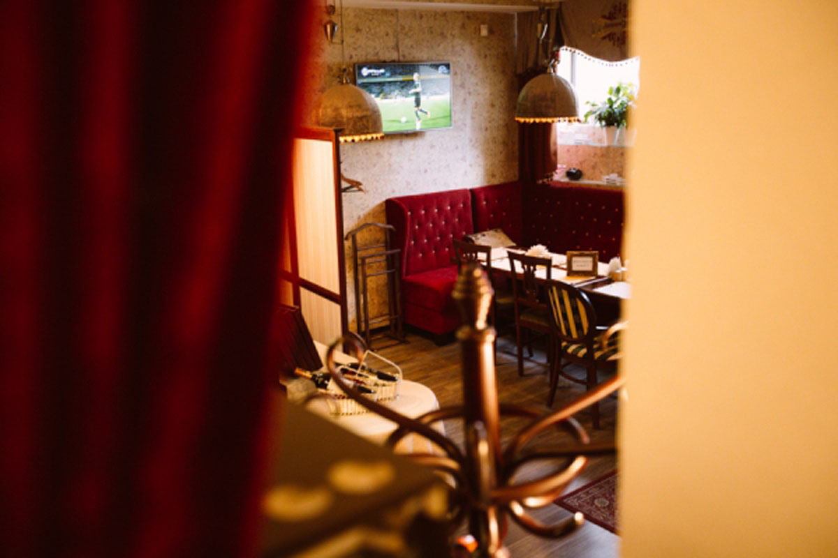 Основной зал — Ресторан Бефstroганов-Гриль