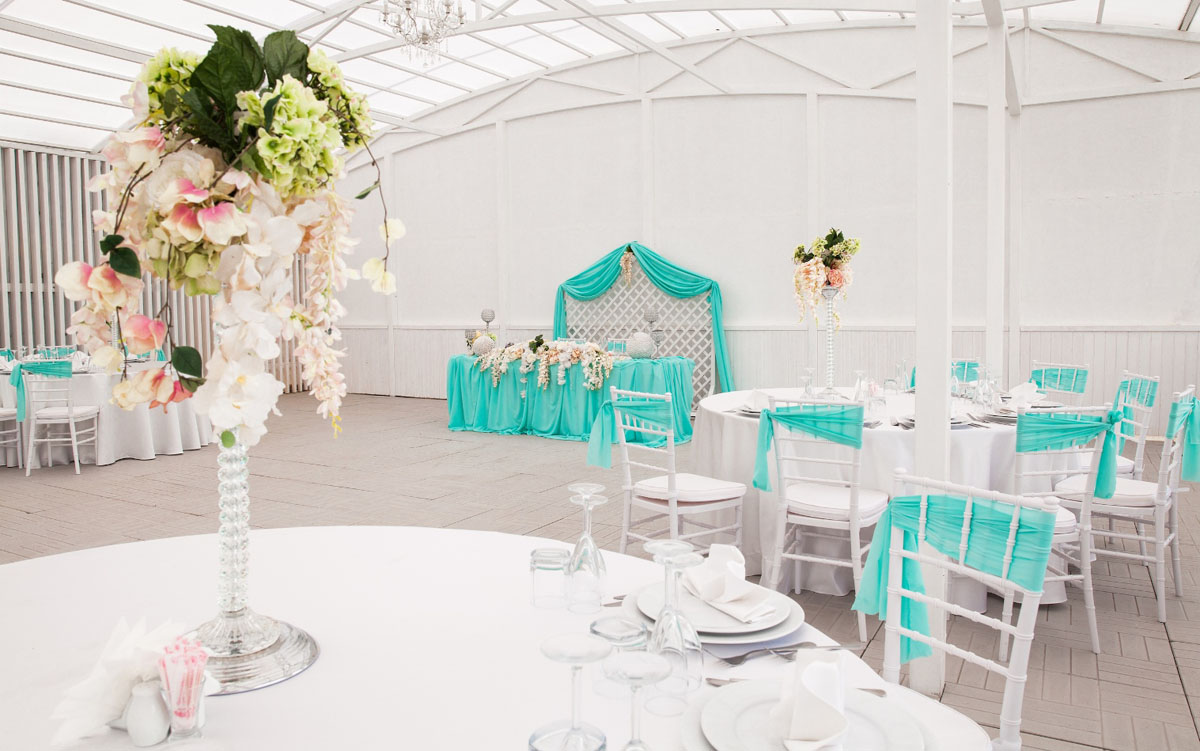 Атмосферная веранда для свадеб — фото 8