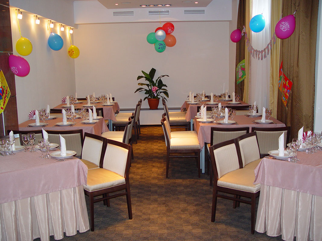 Конференц-зал — Senator