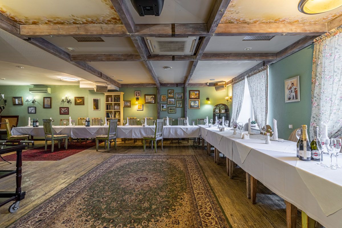 Банкетный зал на 3-м этаже — Ресторан Куршевель и бар Конкиста