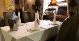 Малый зал и Красная VIP комната 1-й этаж