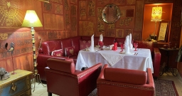 Малый зал и Красная VIP комната 1-й этаж