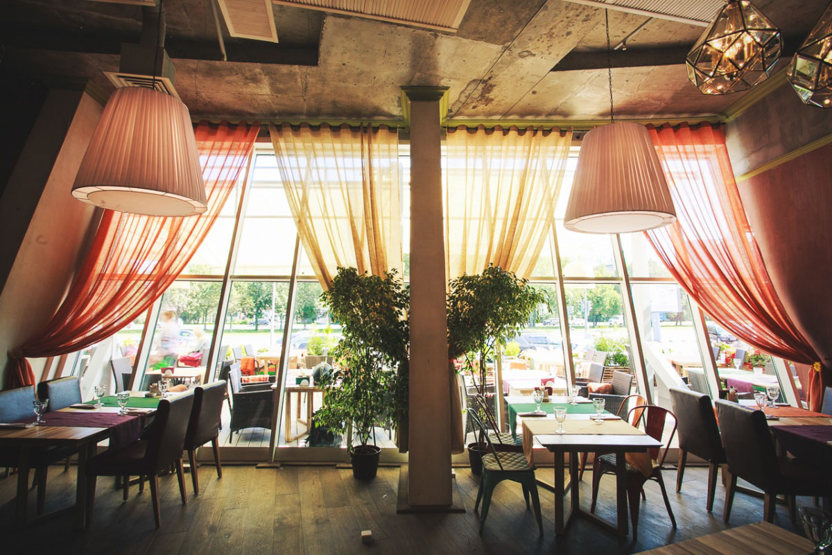 Основной зал — Ресторан Винегрет на Проспекте Гагарина