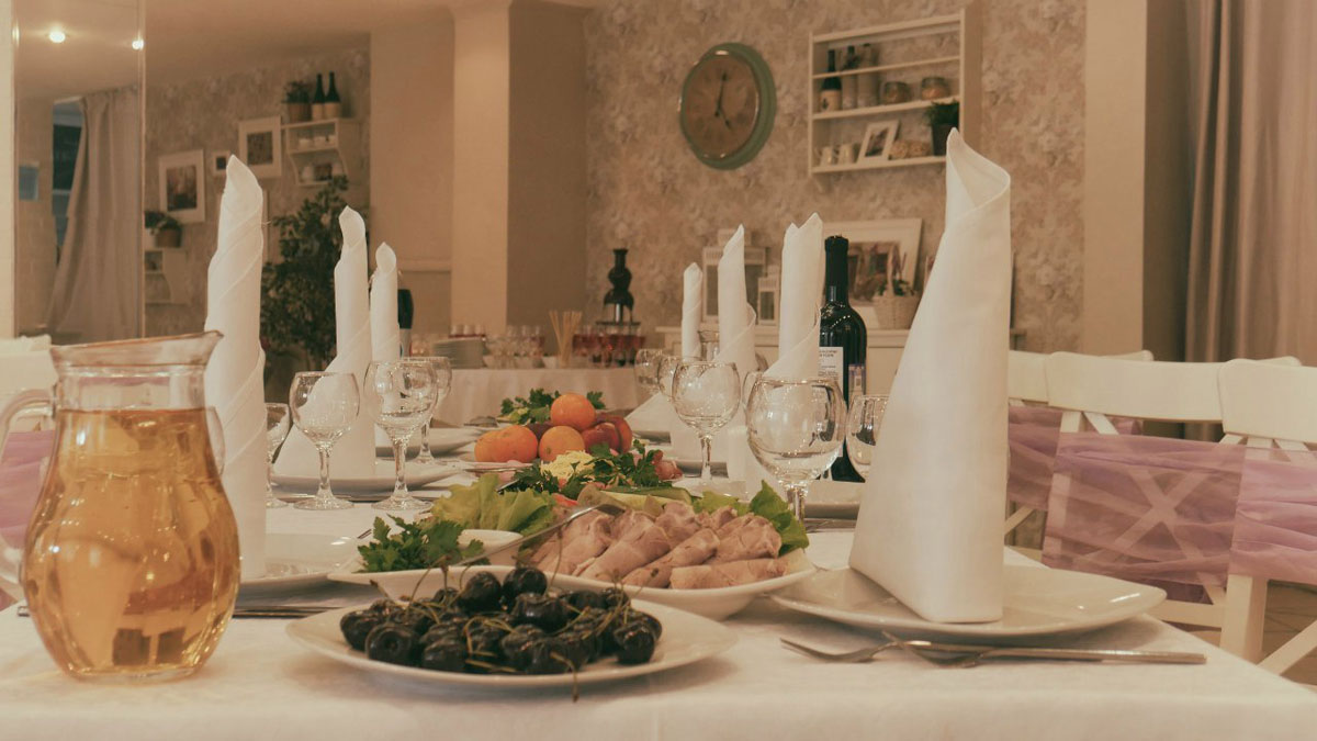 Основной зал — банкетный зал Банкетный зал  Море, фото