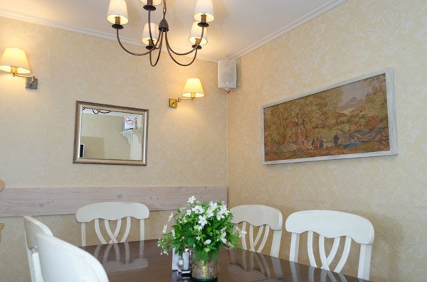 Логотип Мама Чоли