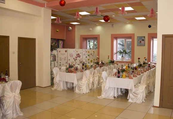 Основной зал