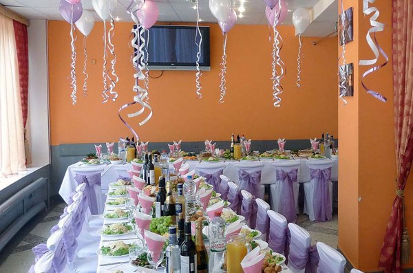 Балкон — подробнее о зале