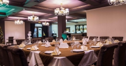 Основной зал — интерьер зала