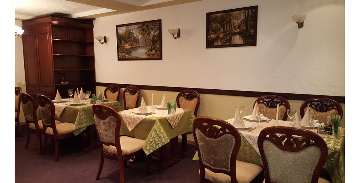 Зал на 45 человек — Балканский Гурман