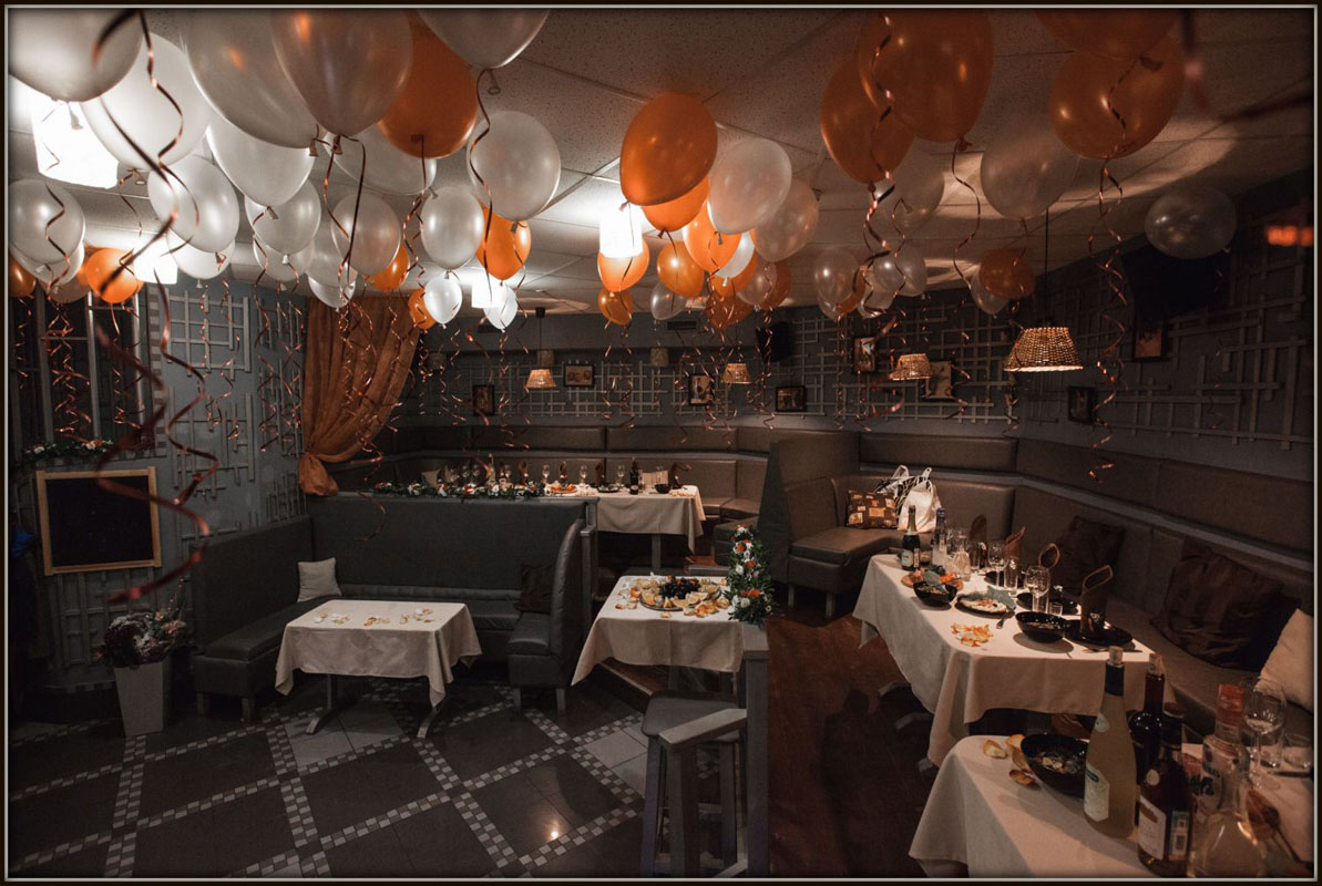 Зал — Кафе Карлуша