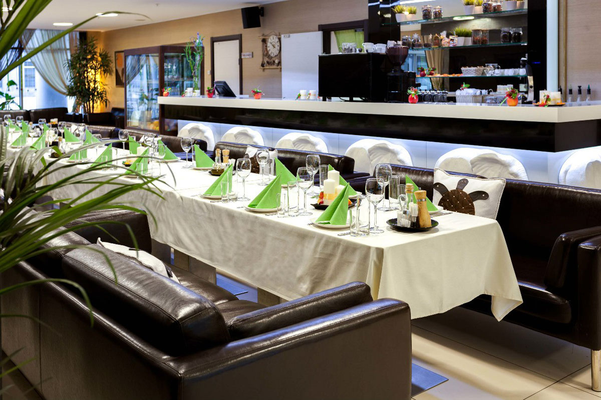 Зал — Лобби бар Сенатор