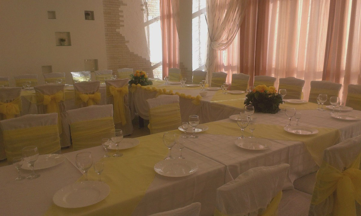 Зал на 30 человек — Белая ворона