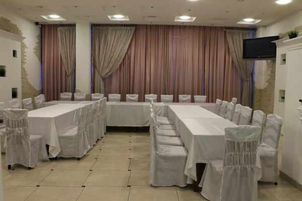 Логотип Белая ворона