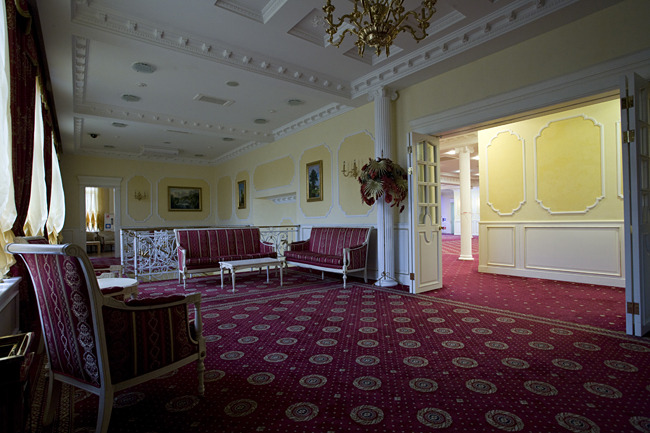 1 — Сим-сим на Миклухо-Маклая