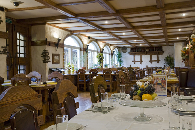 1 — Сим-сим на Миклухо-Маклая