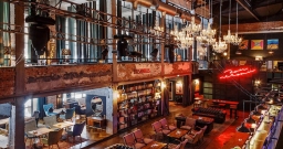 Основной зал