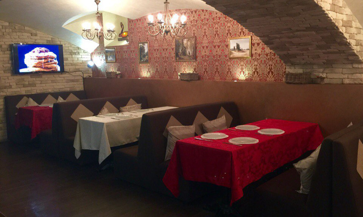 Основной зал — Сама Блин Сметана