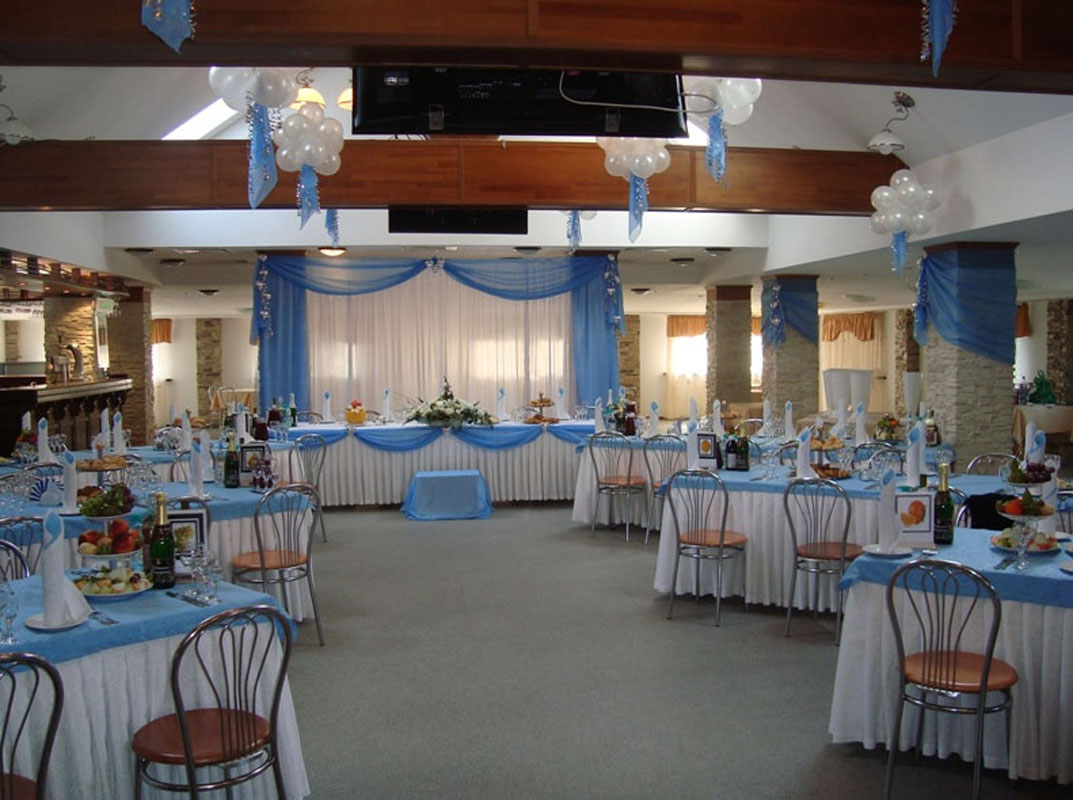 Основной зал — Family house