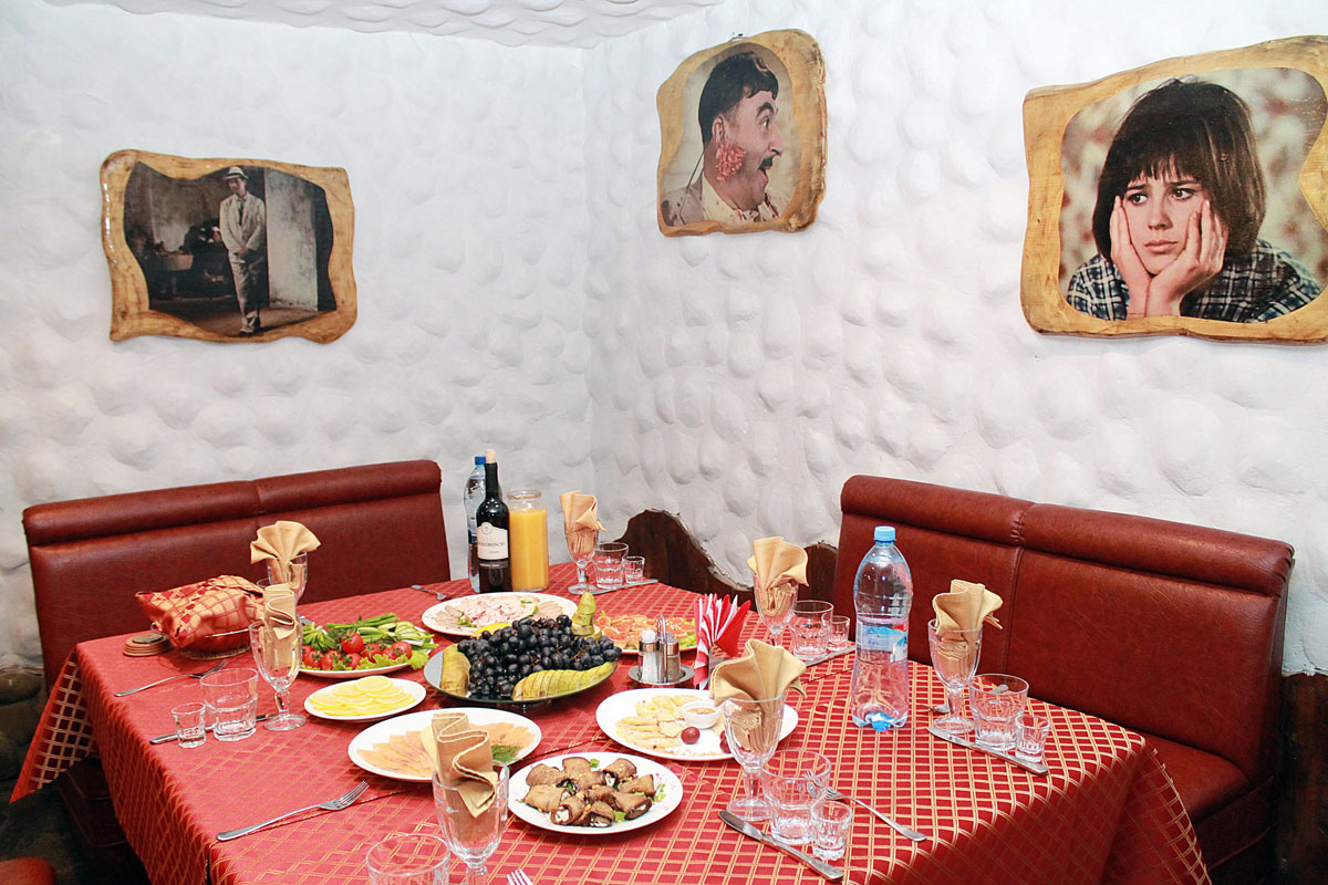 Основной зал — Приключения Шурика