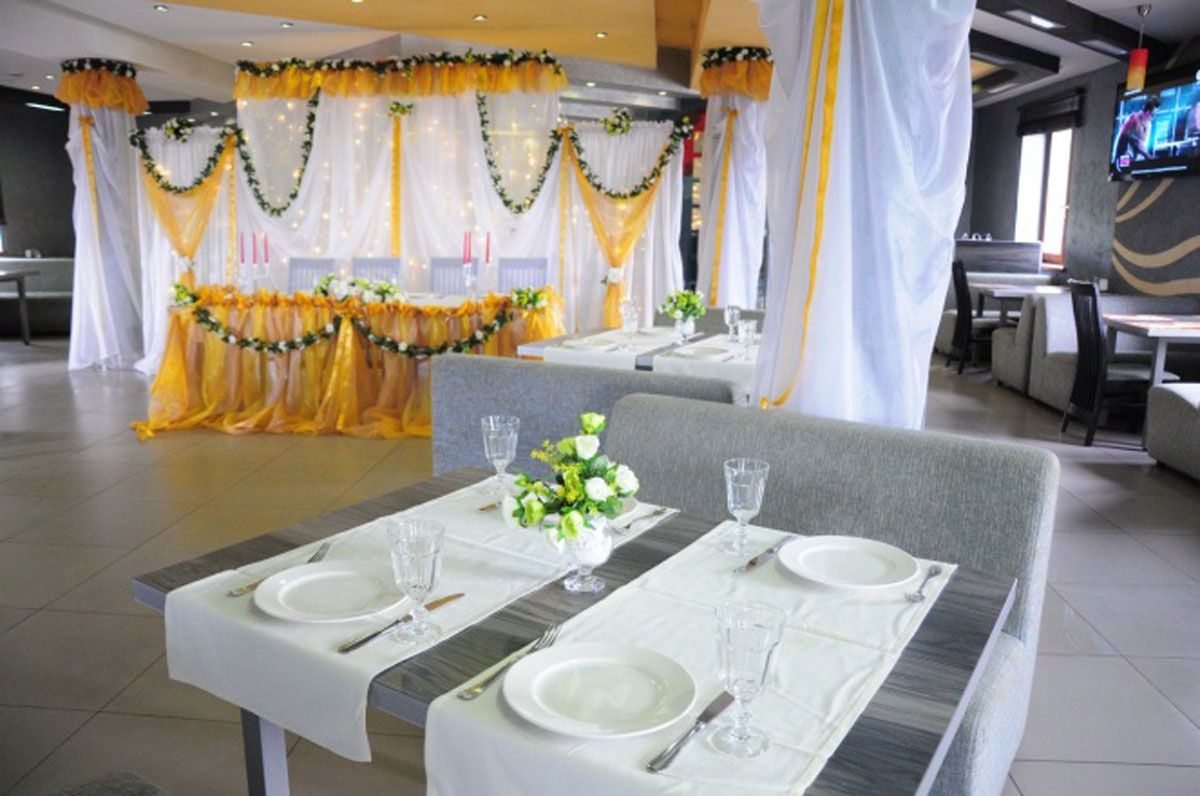 Большой банкетный зал — Танцевальный ресторан Каледония