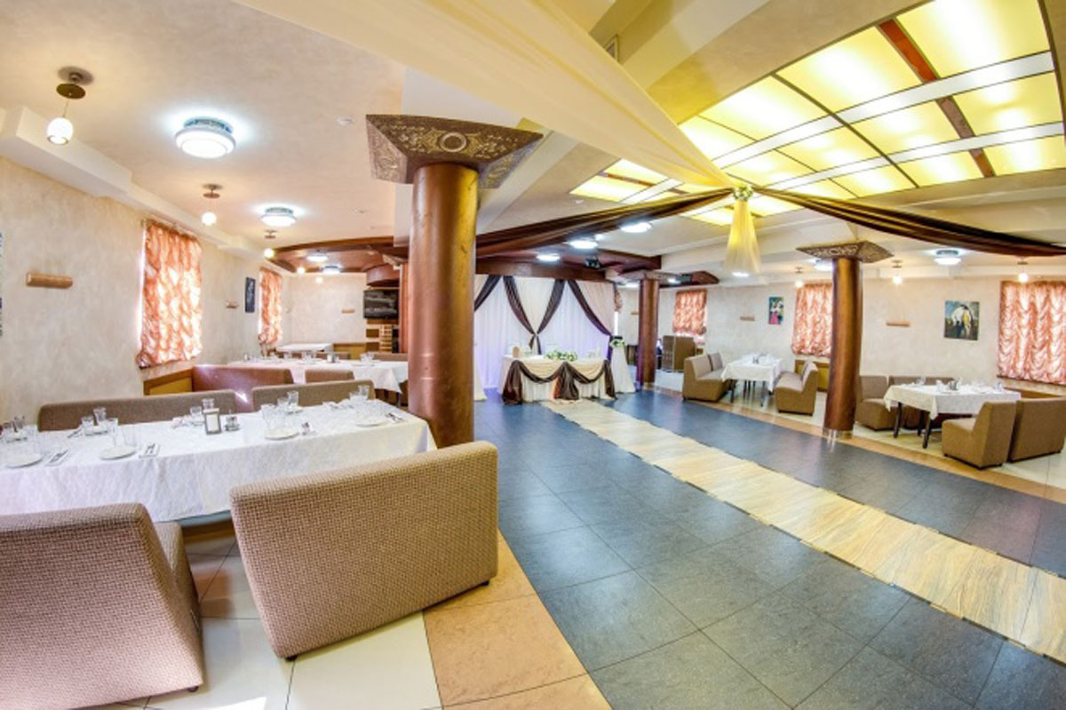 Средний банкетный зал — фото 8