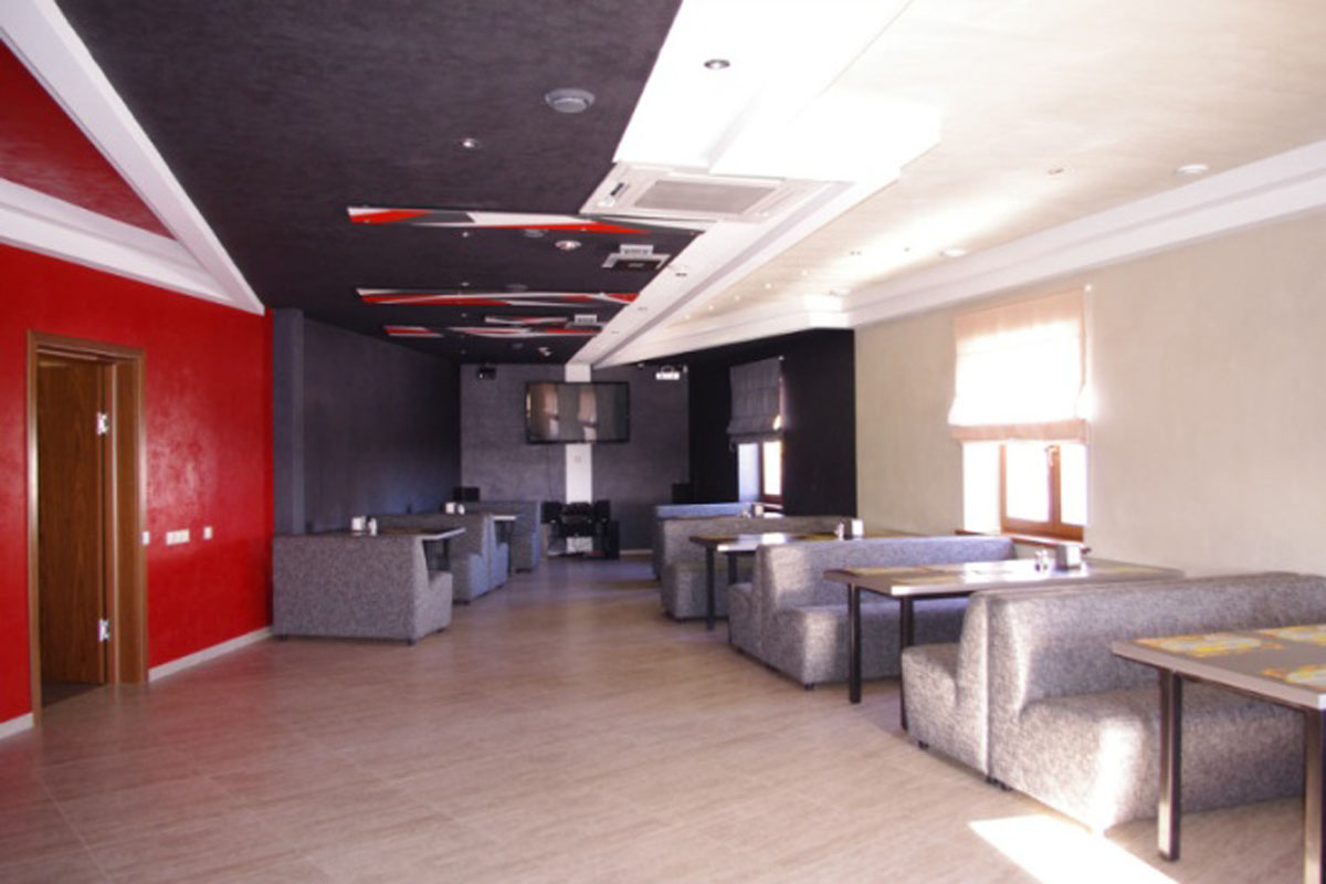 Малый банкетный зал — Танцевальный ресторан Каледония