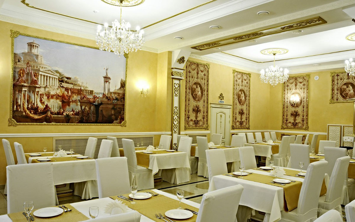 Основной зал