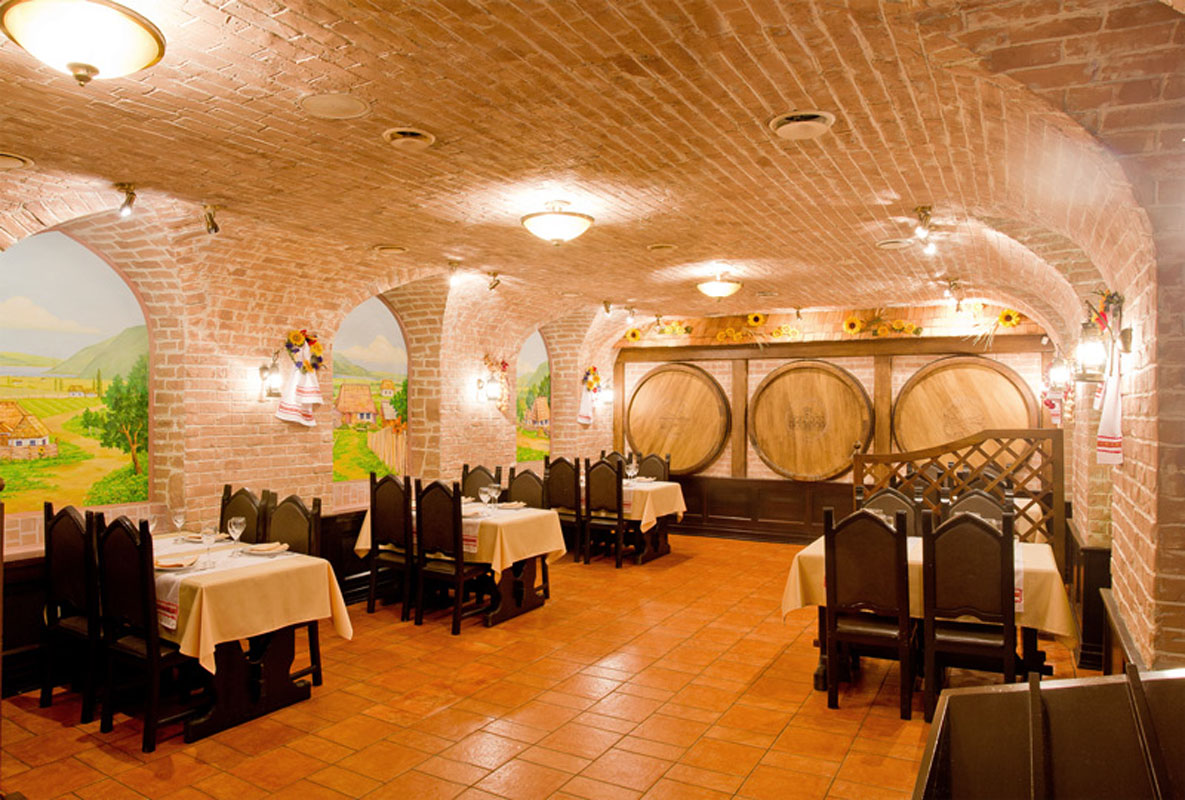 Кафе-ресторан Сытна Хата — Основной зал, фото банкетного зала