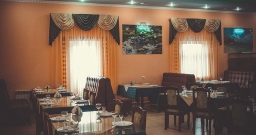 Основной зал — интерьер зала