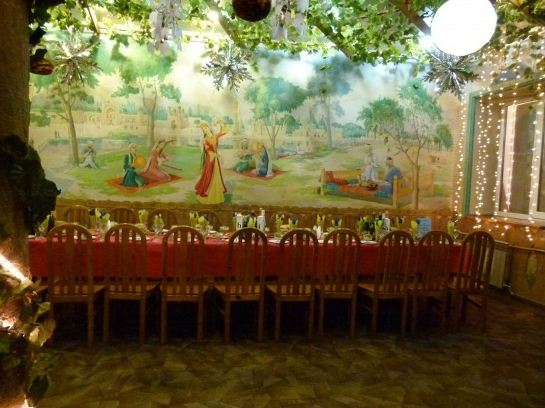 Зал на 55 человек — Пати-Шах