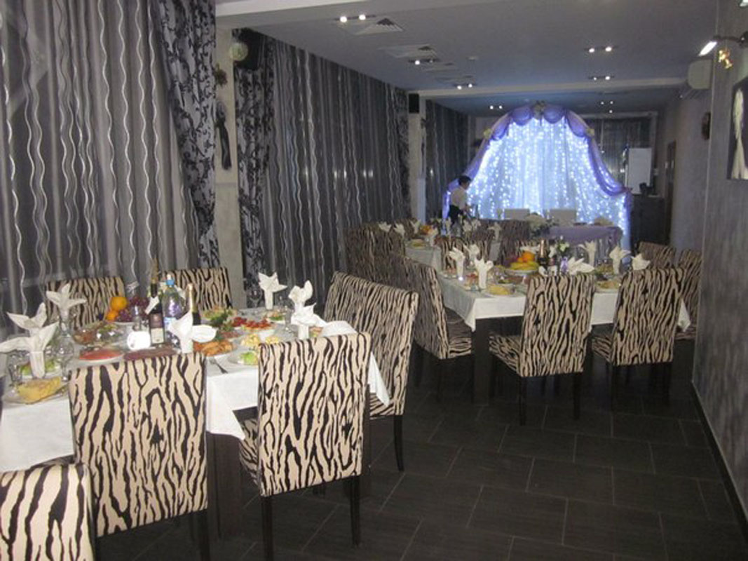 Основной зал — Монро