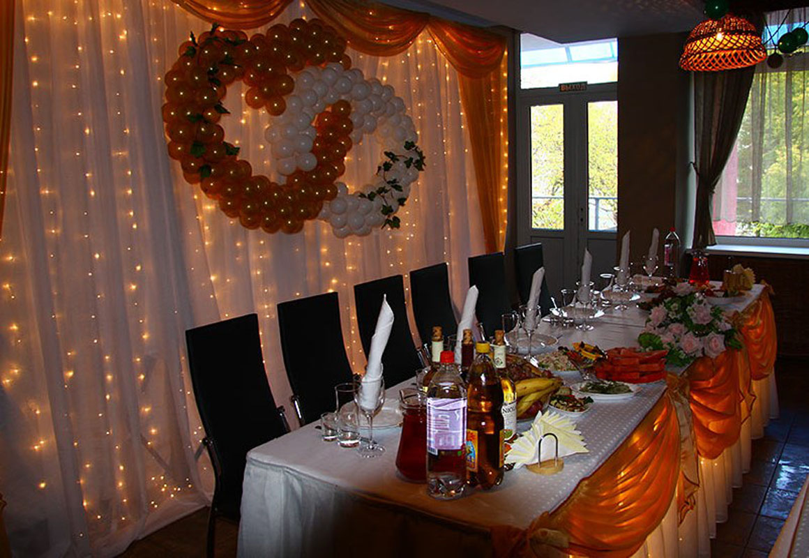 Основной зал — Русский лес