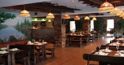 Основной зал