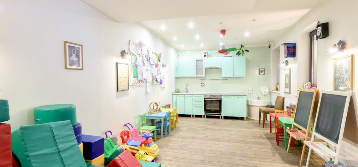 Зал ресторана — Ресторан Stroganoff Bar & Grill