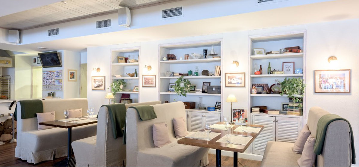 Зал ресторана — фото 22