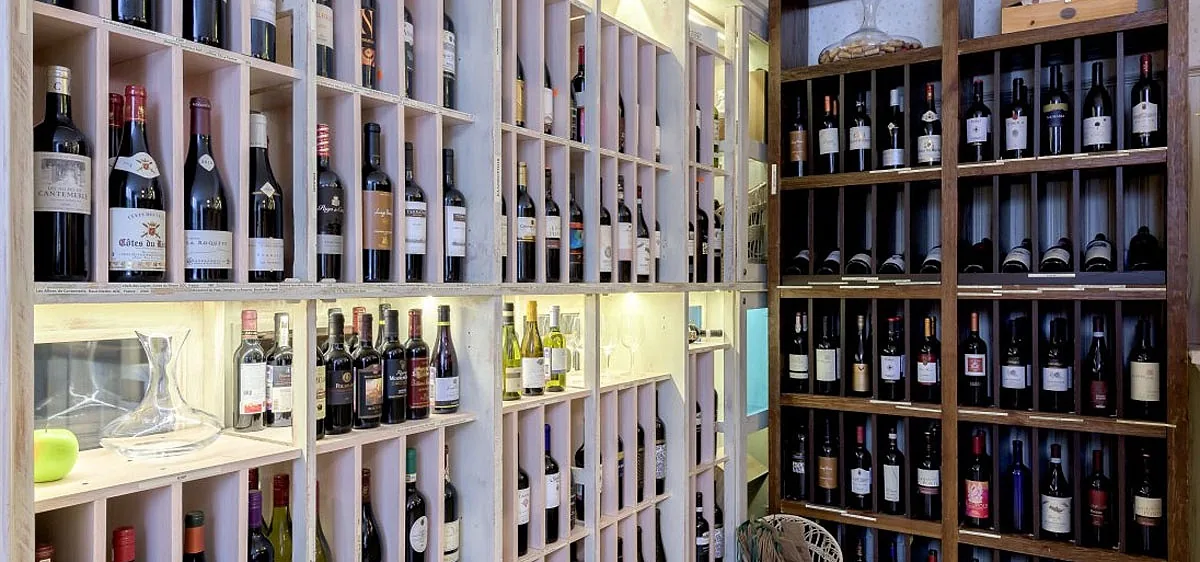 Зал ресторана — банкетный зал Ресторан Stroganoff Bar & Grill, фото