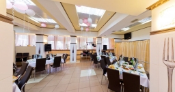 Основной зал