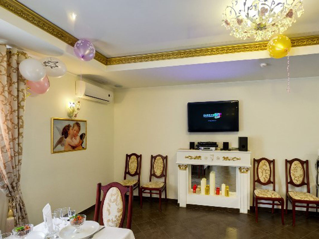 Основной зал — Amadeus