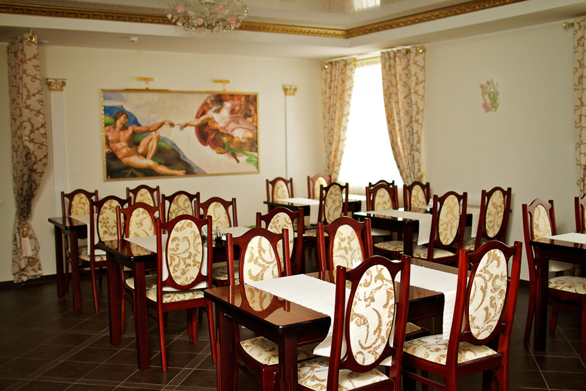 Основной зал — Amadeus