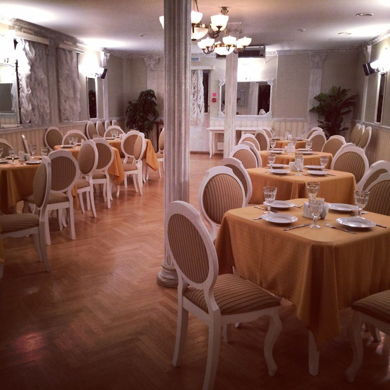 Зал «Прага» — Ресторан на воде Скрябин