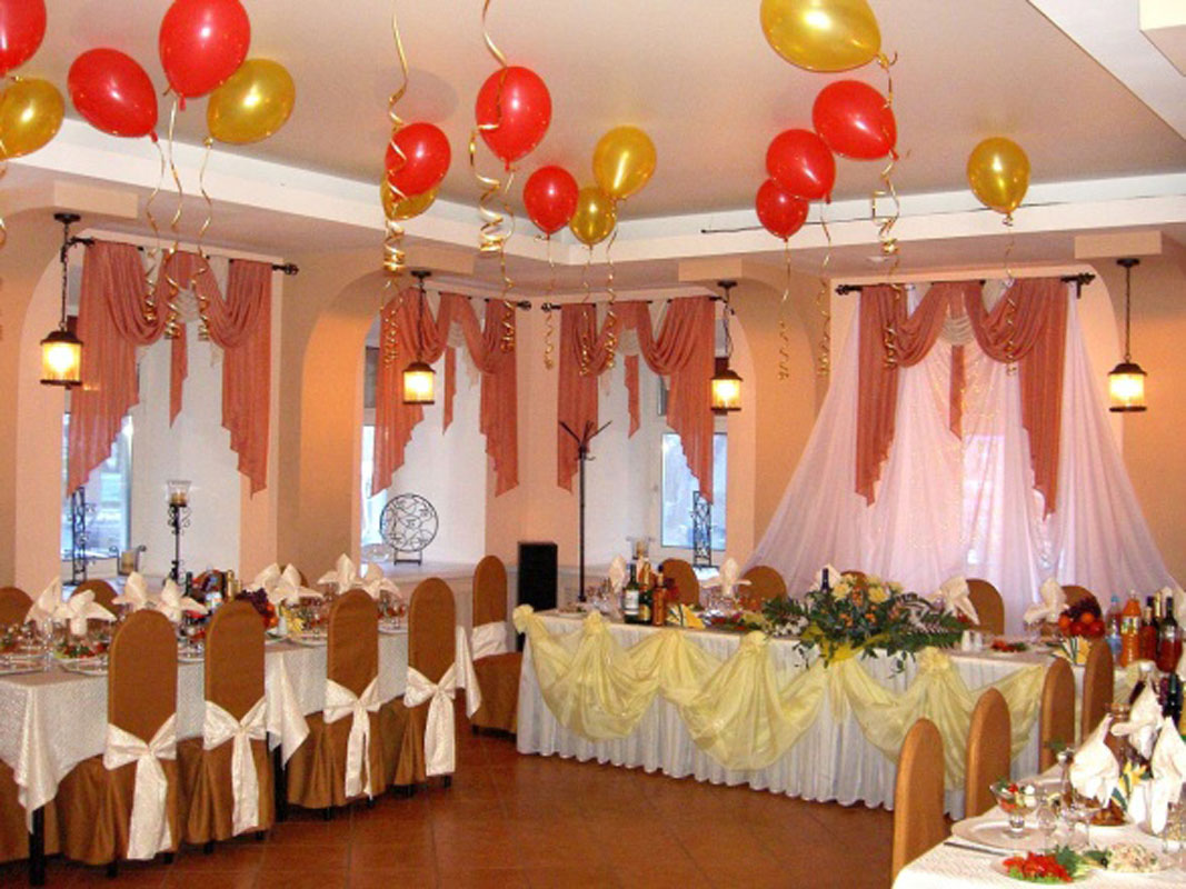 Трактир Купеческий дом — Основной зал, фото банкетного зала