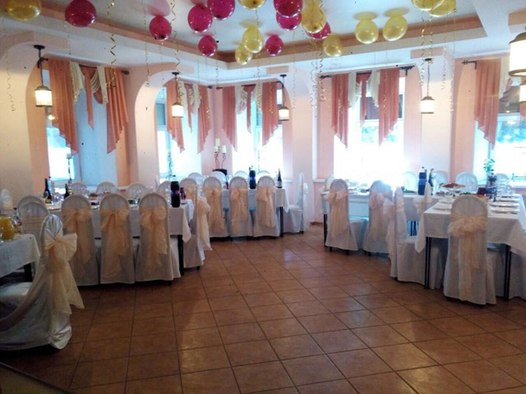 Основной зал — Трактир Купеческий дом